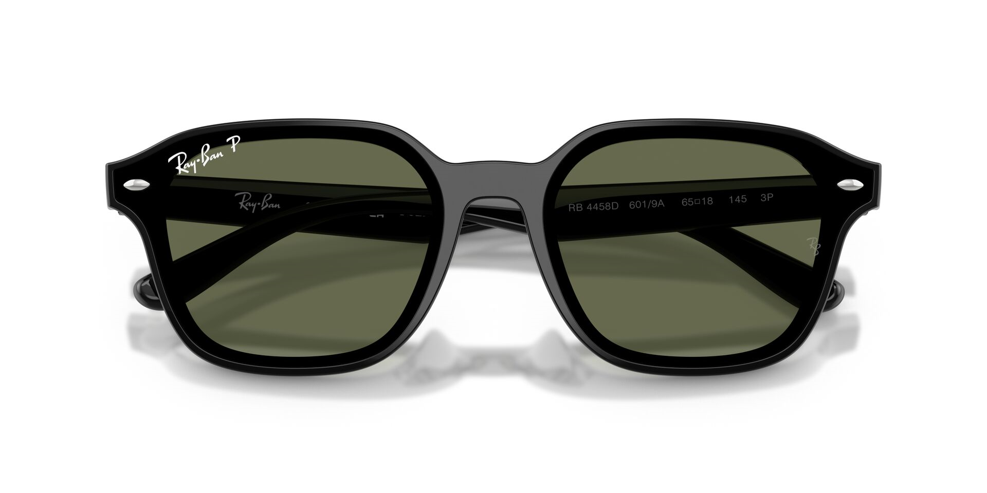 Ray-Ban 4458D sportif ve modern güneş gözlüğü