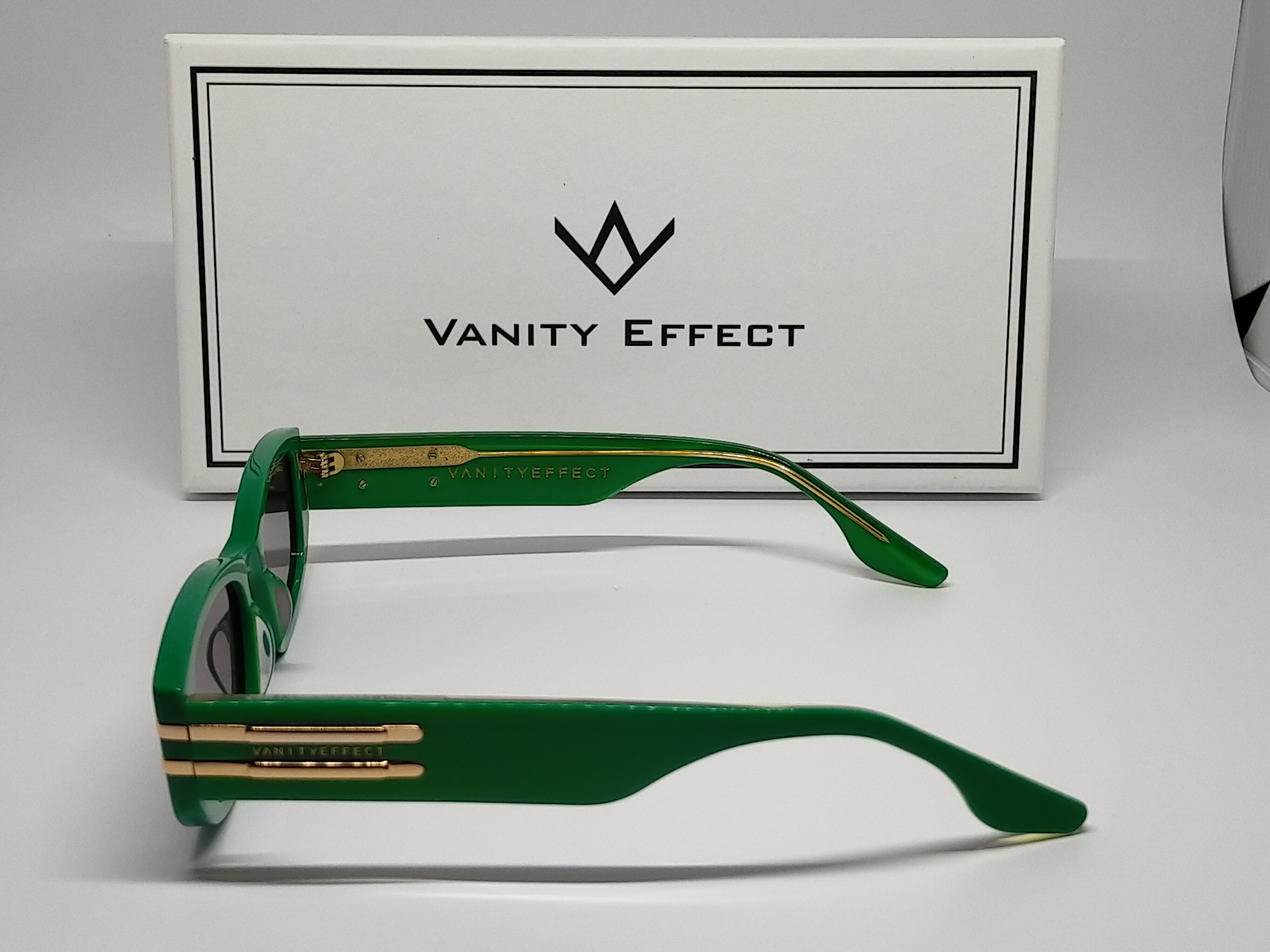 Vanity Effect Acmatic FGR 51 Kadın