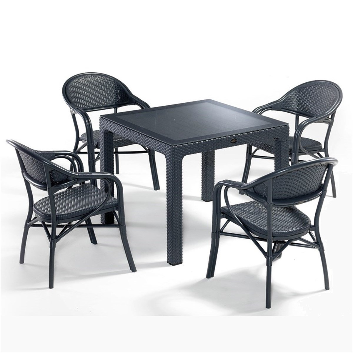 Nirvana Rattan 4'lü Set