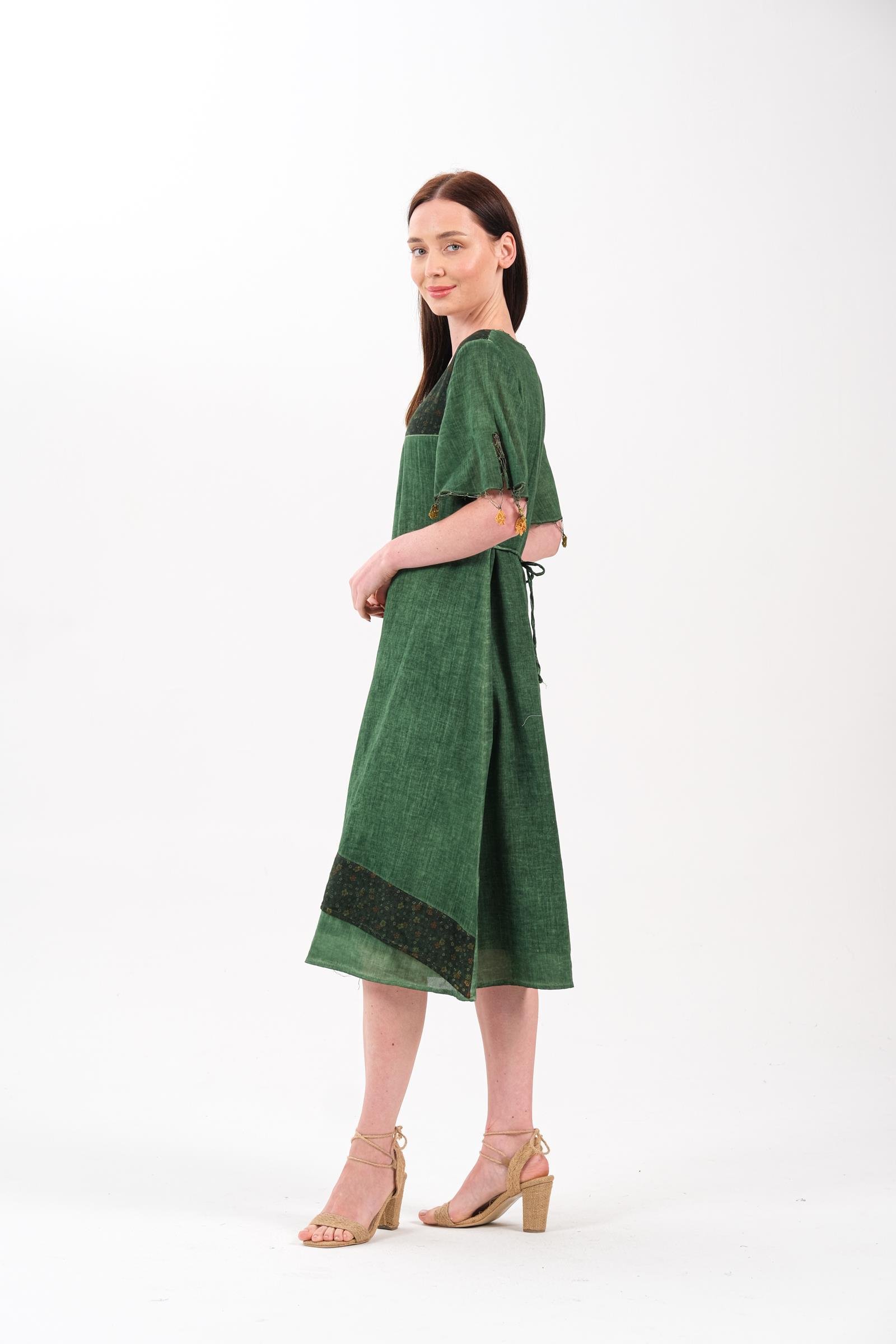 3072 K.Yeşil Desenli Battal Elbise