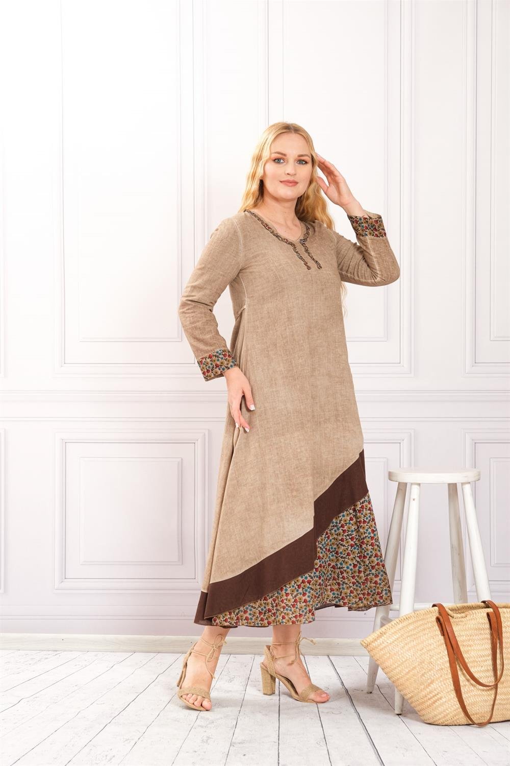 4566 Camel Yıkamalı Elbise