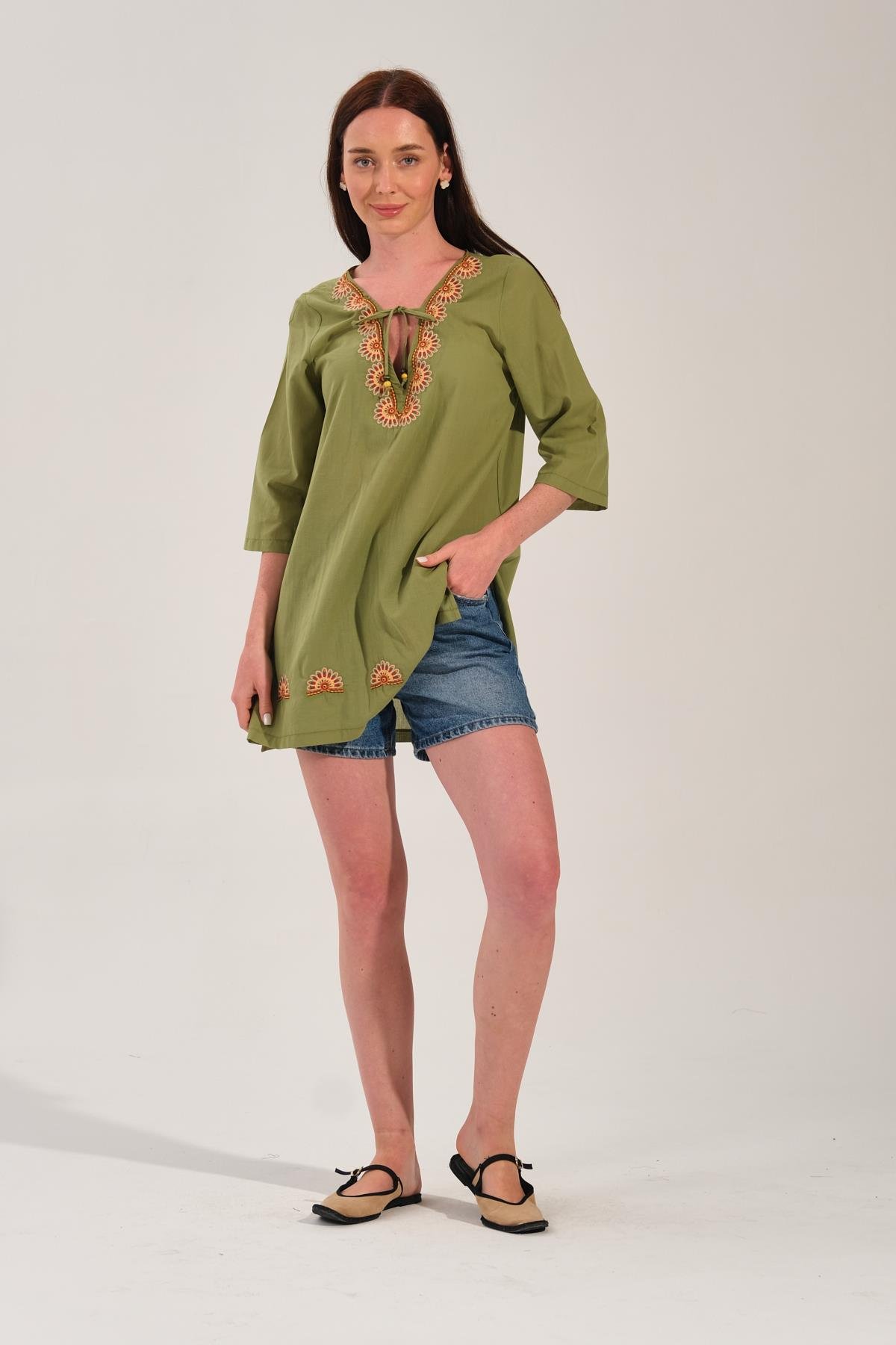 8013 Nakışlı A.Yeşil Pareo&Bluz