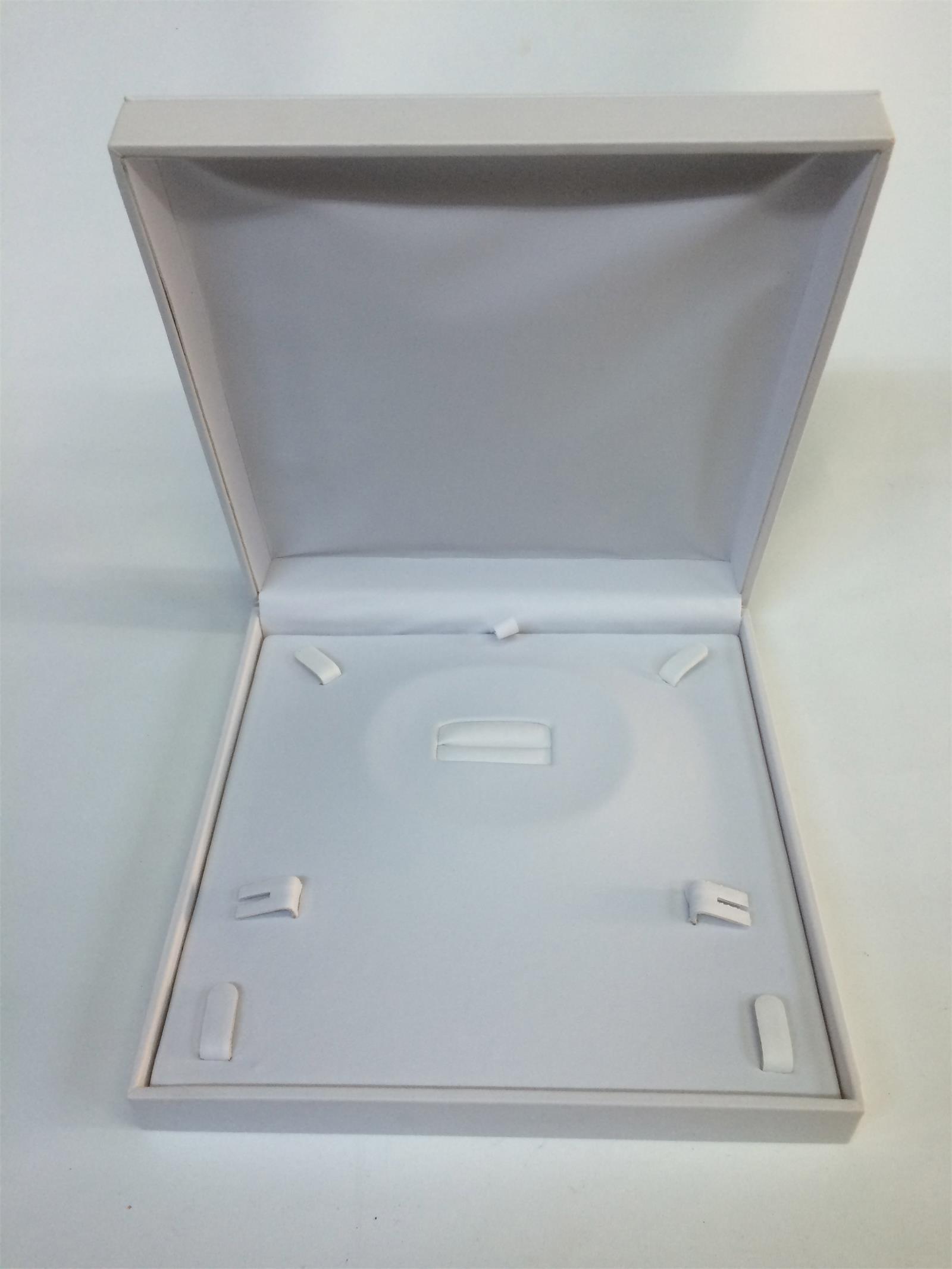 DERİ TAKIM KUTUSU, DERi SET KUTUSU, TAKIM KUTUSU, SET KUTUSU, DERİ MÜCEVHER KUTUSU, LEATHER SET BOX, LEATHER JEWELRY BOX FOR SETS