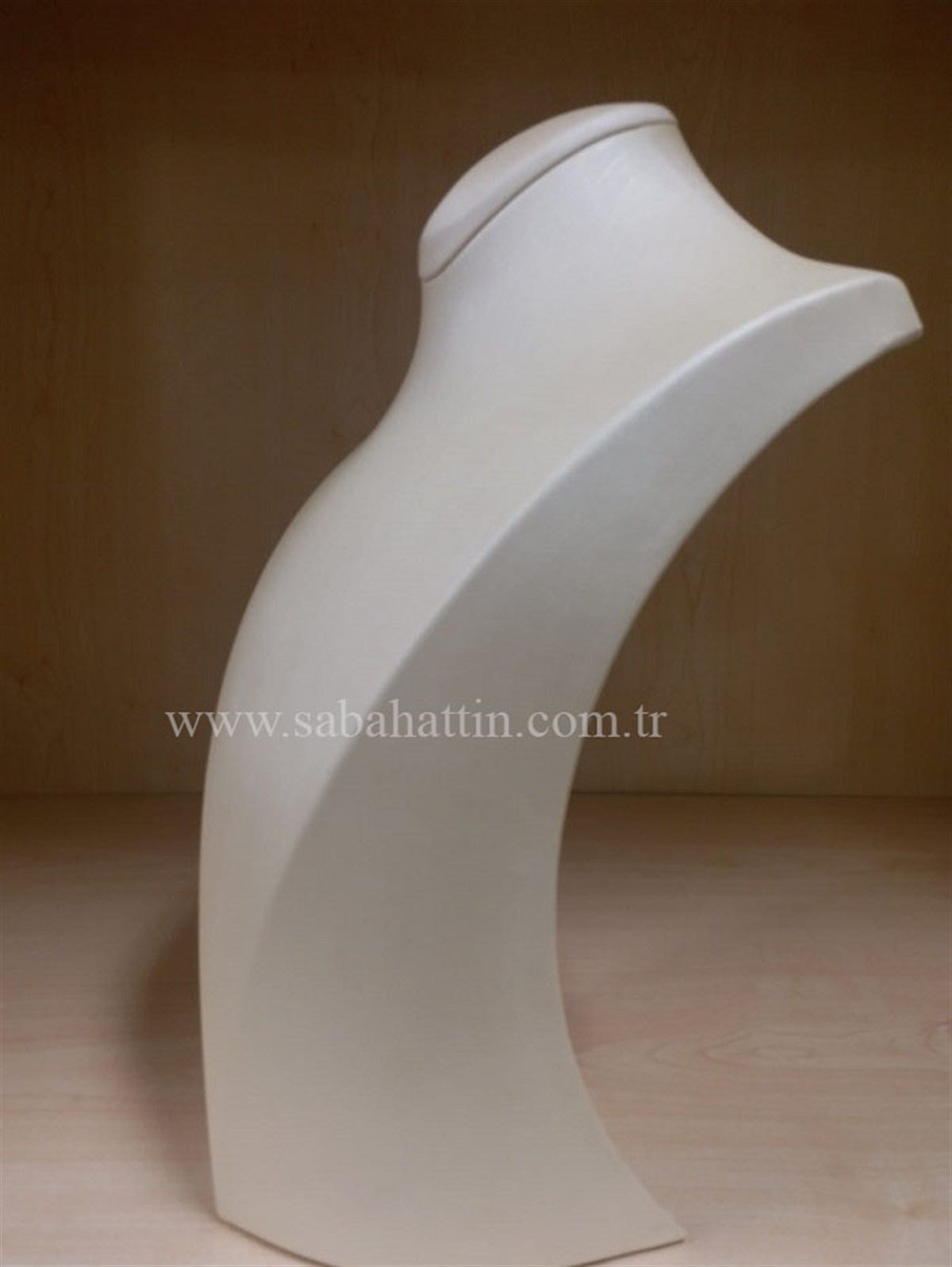DERİ VE KADİFE KOLYE BOYUNLUK , LEATHER  AND VELVET  NECKLACE JEWELRY DISPLAYS