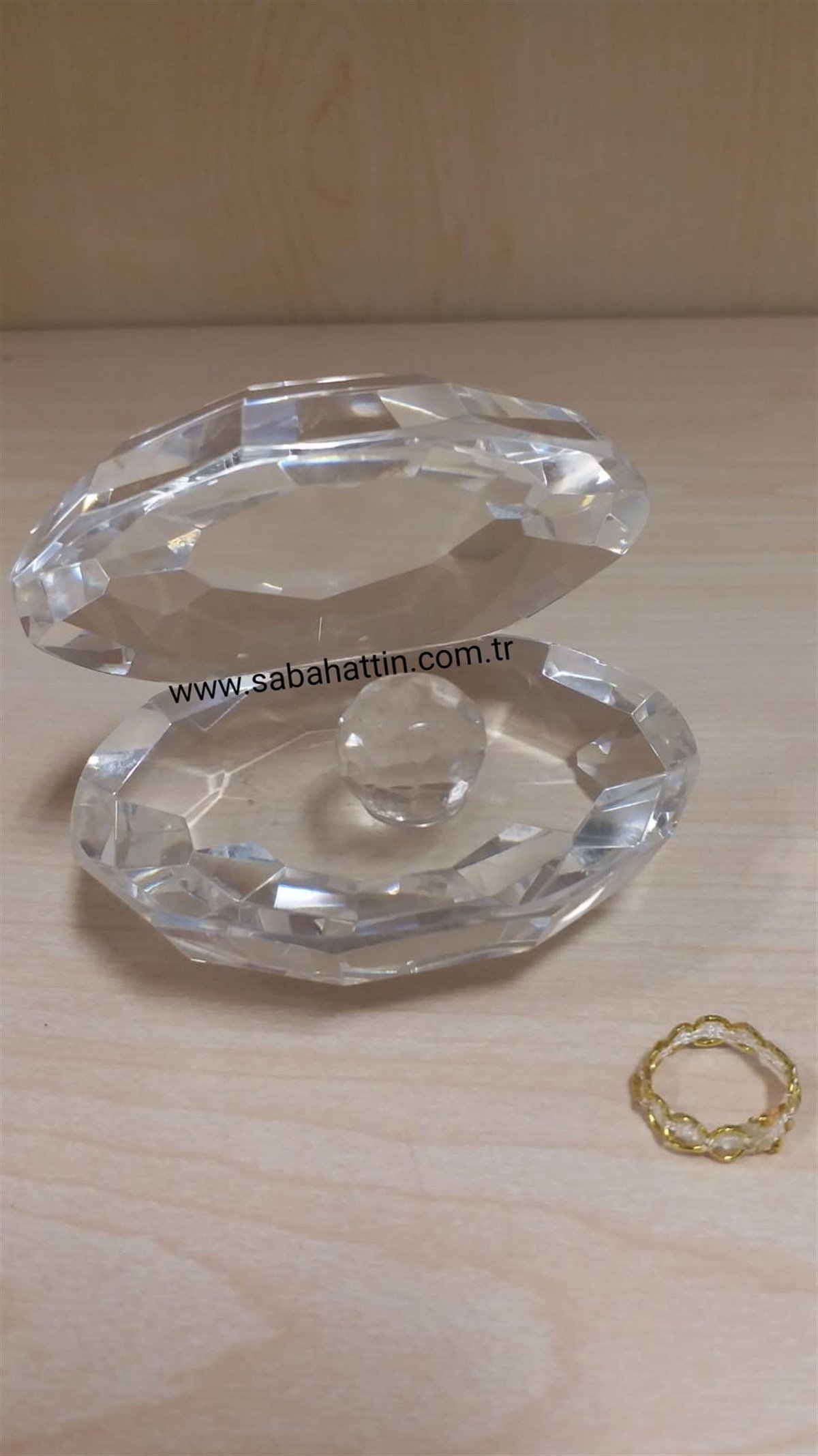 İSTİRİDYE KRİSTAL GÖRÜNÜMLÜ CAM TAŞ , SHELL JEWELRY DISPLAY 
