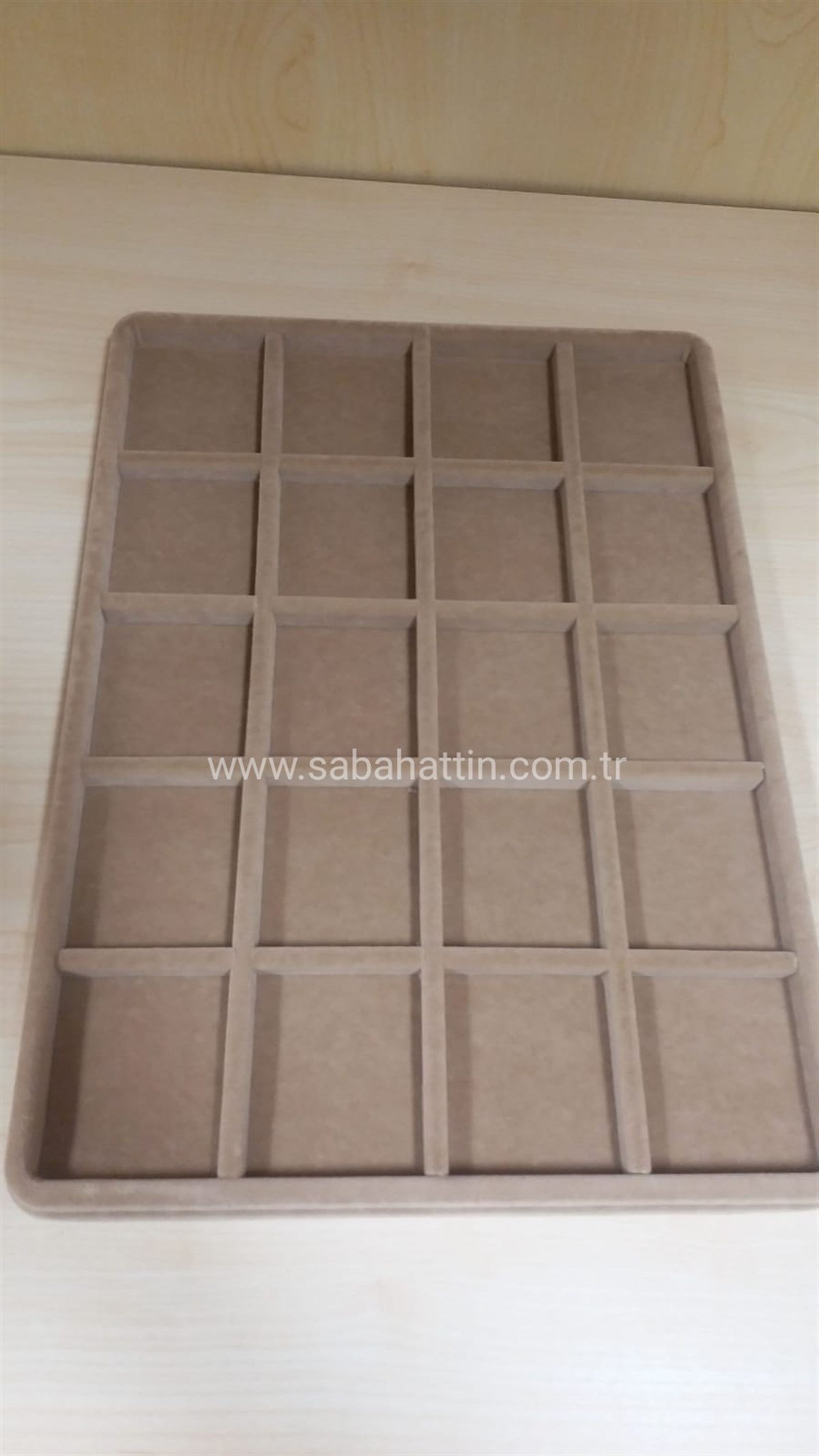 KADİFE & SÜET BÖLMELİ TABLA, VELVET & SUEDE JEWELRY COMPARTMENTS TRAY 