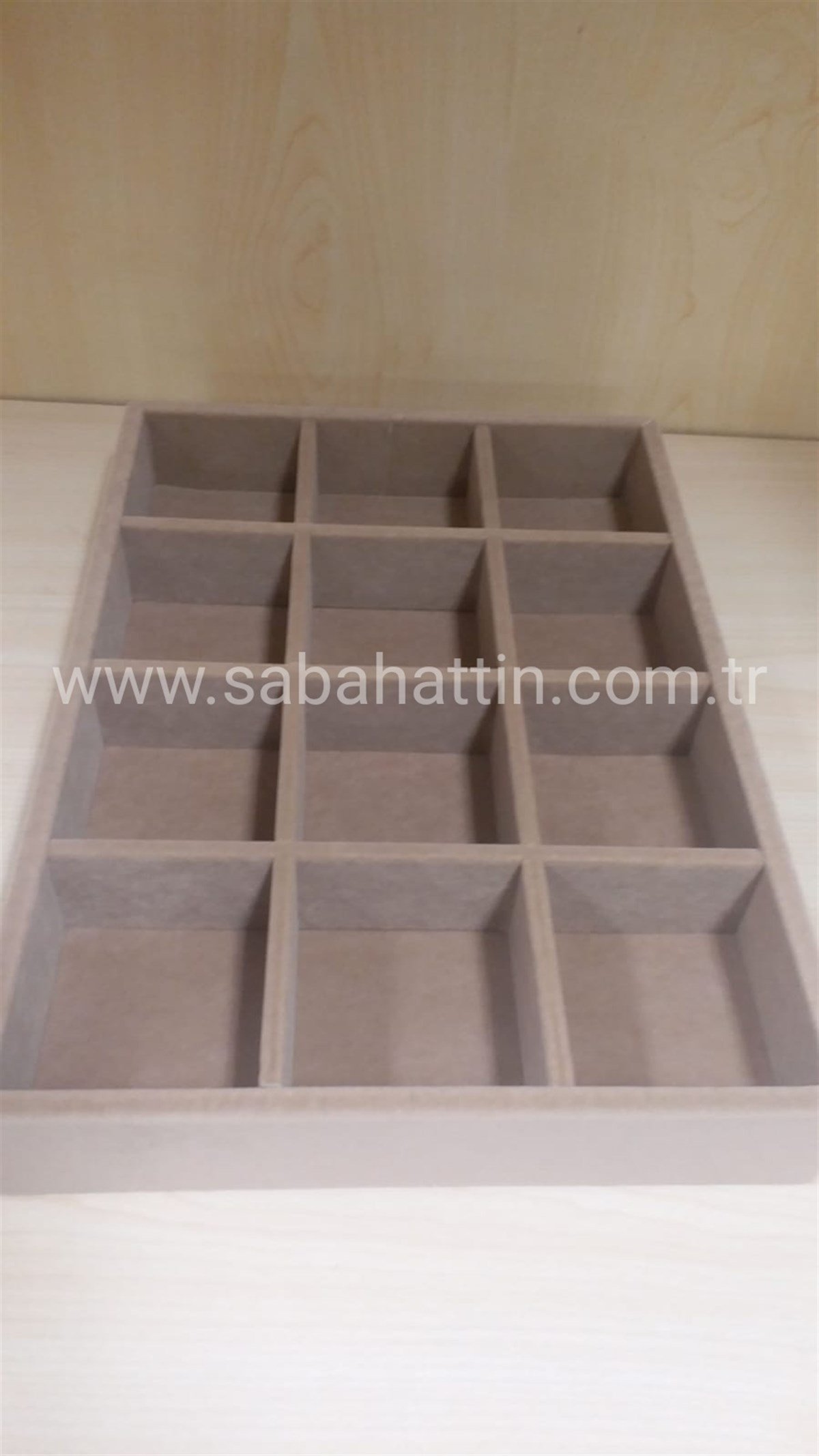 KADİFE & SÜET BÖLMELİ TABLA, VELVET & SUEDE JEWELRY COMPARTMENTS TRAY 