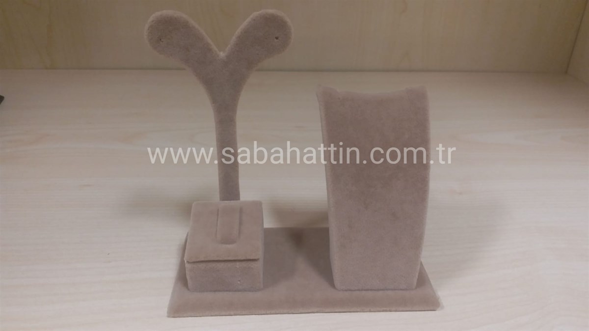 KADİFE ÜÇLÜ SET DEKORU, VELVET JEWELRY DISPLAY FOR SETS