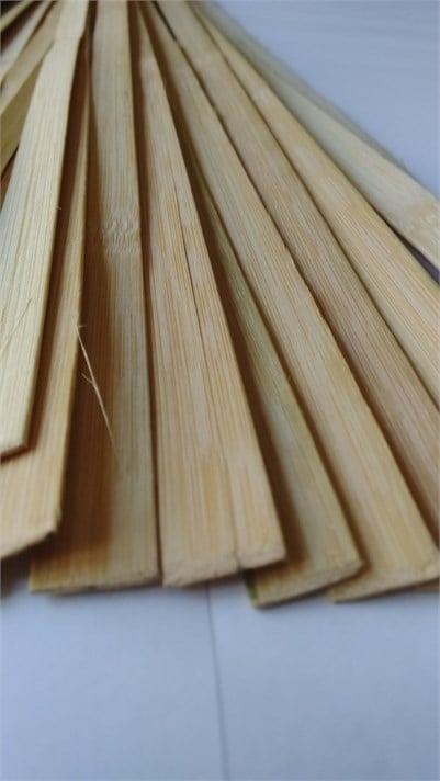 BAMBU ÇITA En 15 mm KALINLIK 1,50 mm BOY 150 CM ( 10 ADET )