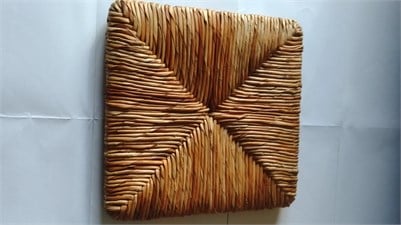 KARE SANDALYE TABURE KASNAK 30*30 CM