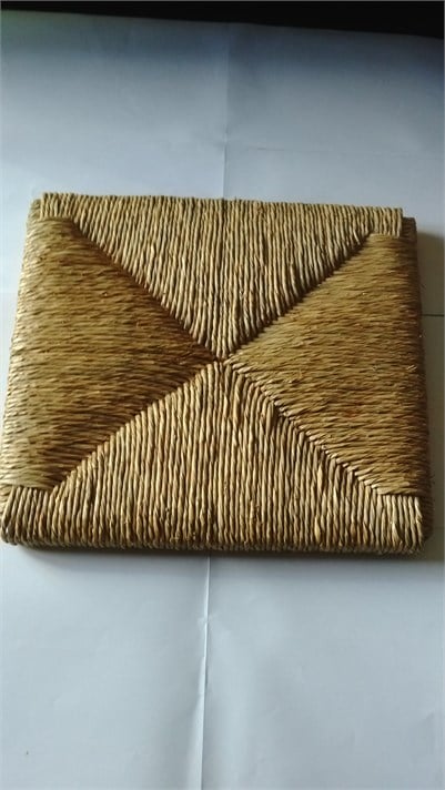 SANDALYE KASNAK  35*39 CM