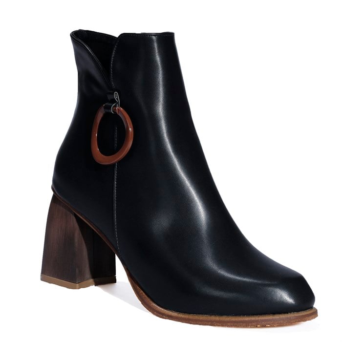 Siyah Kalın Topuklu Kadın Bot