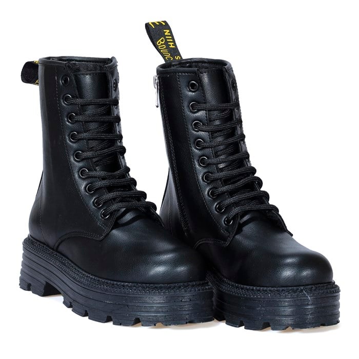 Yüksek Taban Siyah Postal Kadın Bot 