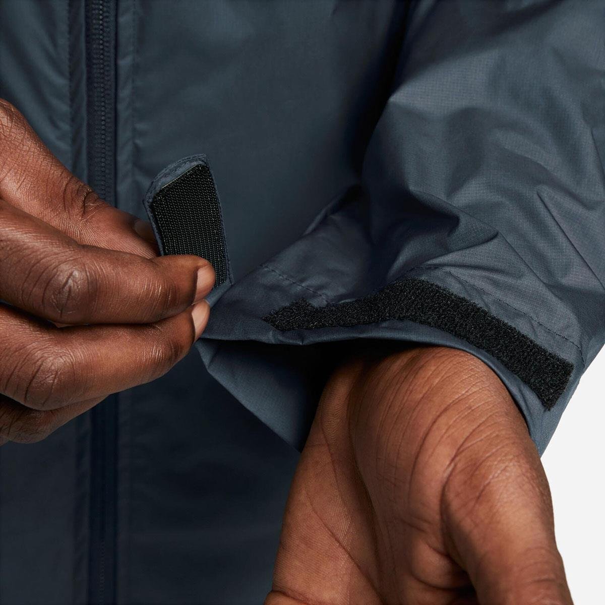 Nike DJ6301-451 Mens Full-Zip Hooded Soccer Jacket