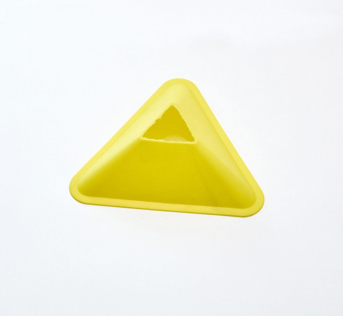 Seftil Antrenman Çanağı Üçgen Y:5 cm Ç:16 cm