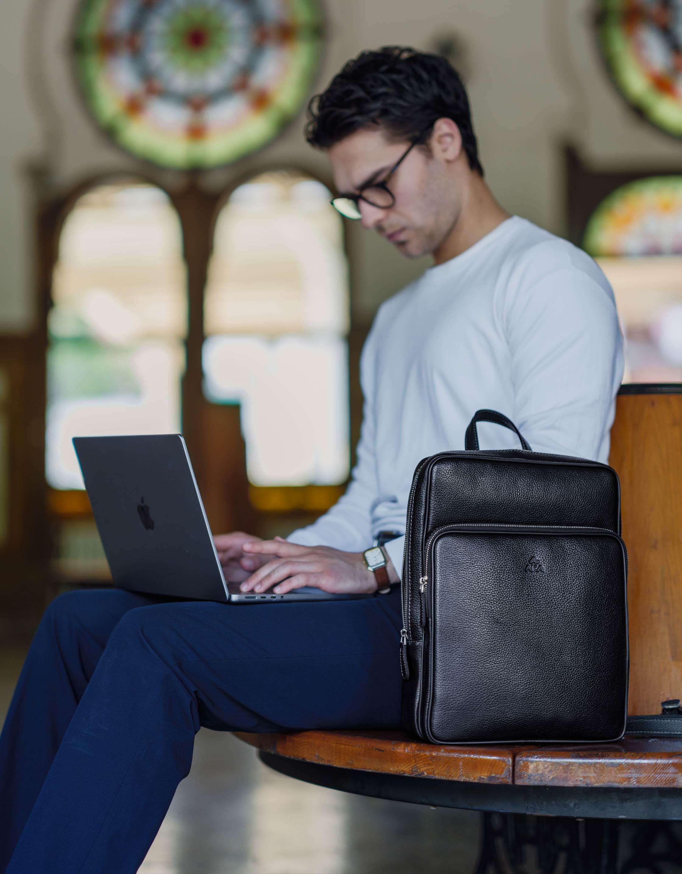 Aka Deri Kahverengi Sırt Çantası 905 61