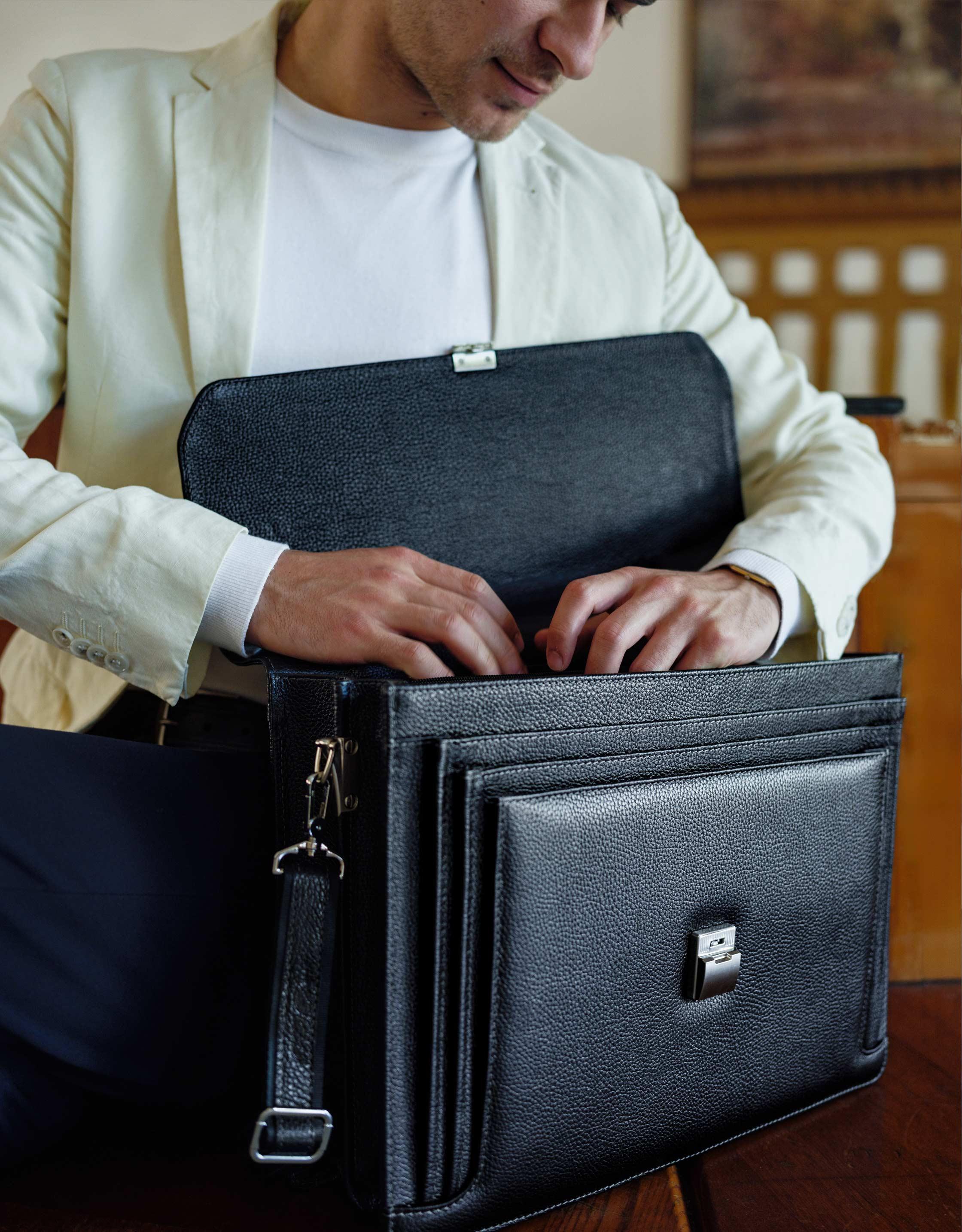 Aka Genuine Leather briefcase Bag 270 10