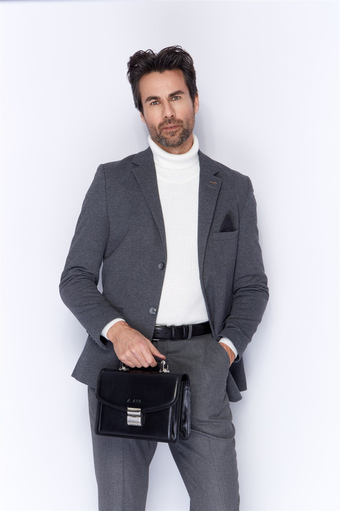 Düz Siyah - Deri Portföy Çantası 164