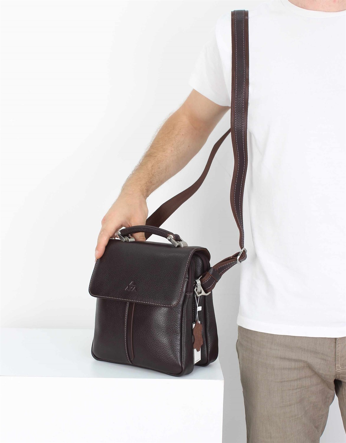 El ve Omuzdan Askılı Deri Erkek Çantası 260