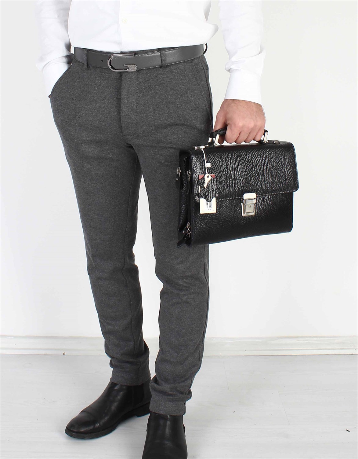 Floter Siyah - Deri Portföy Çantası 350