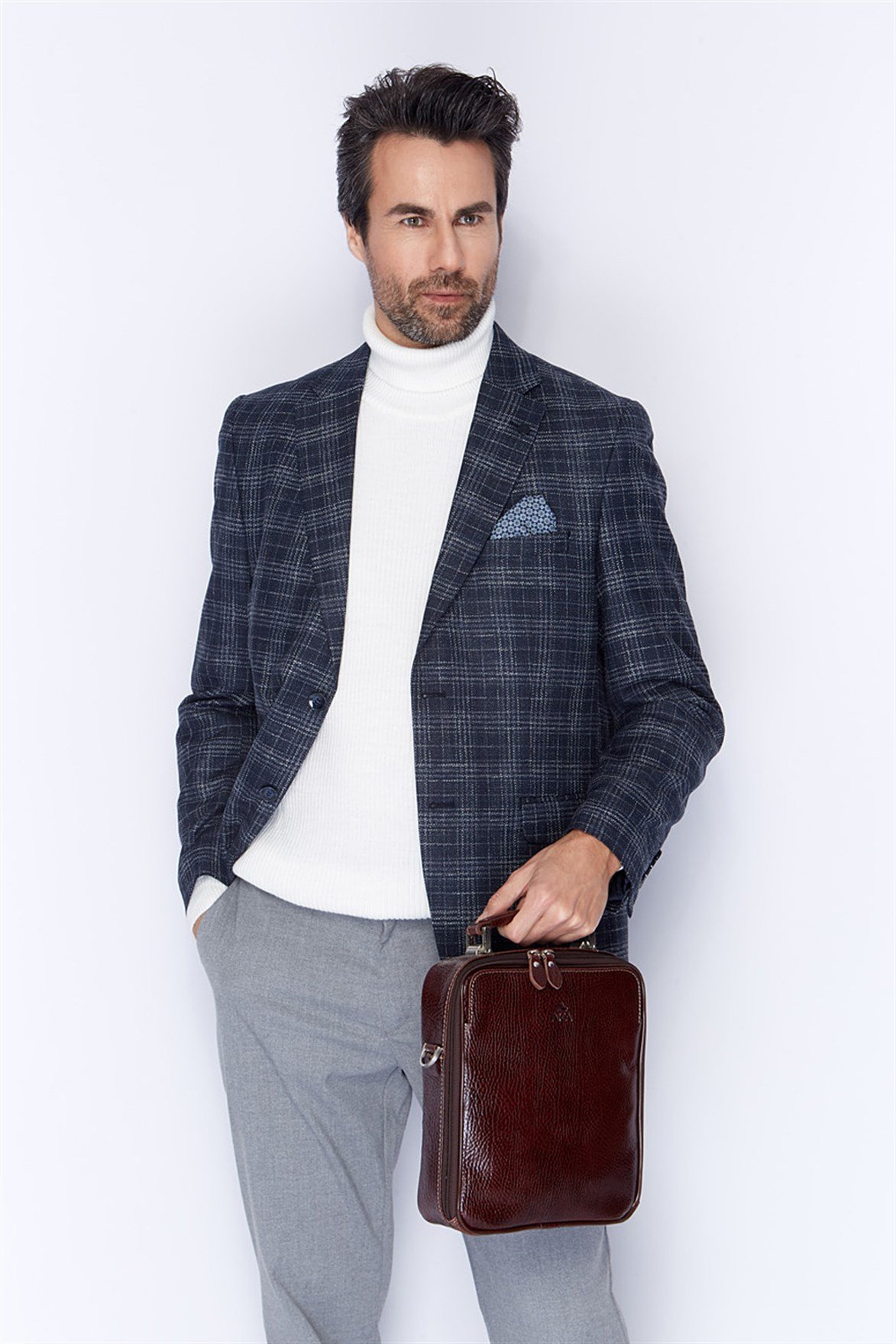 Parlak Kahve - Deri Portföy Çantası 375