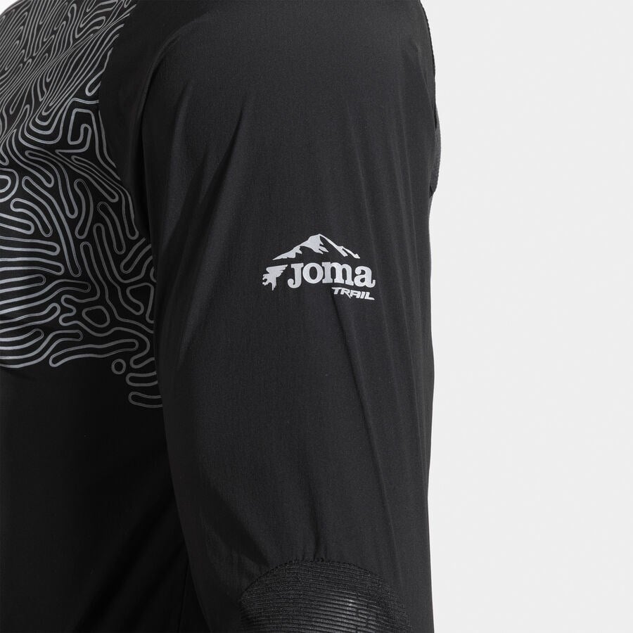 Joma 104128.100 R-Trail Nature Erkek Rüzgar Kesici Siyah Sweat