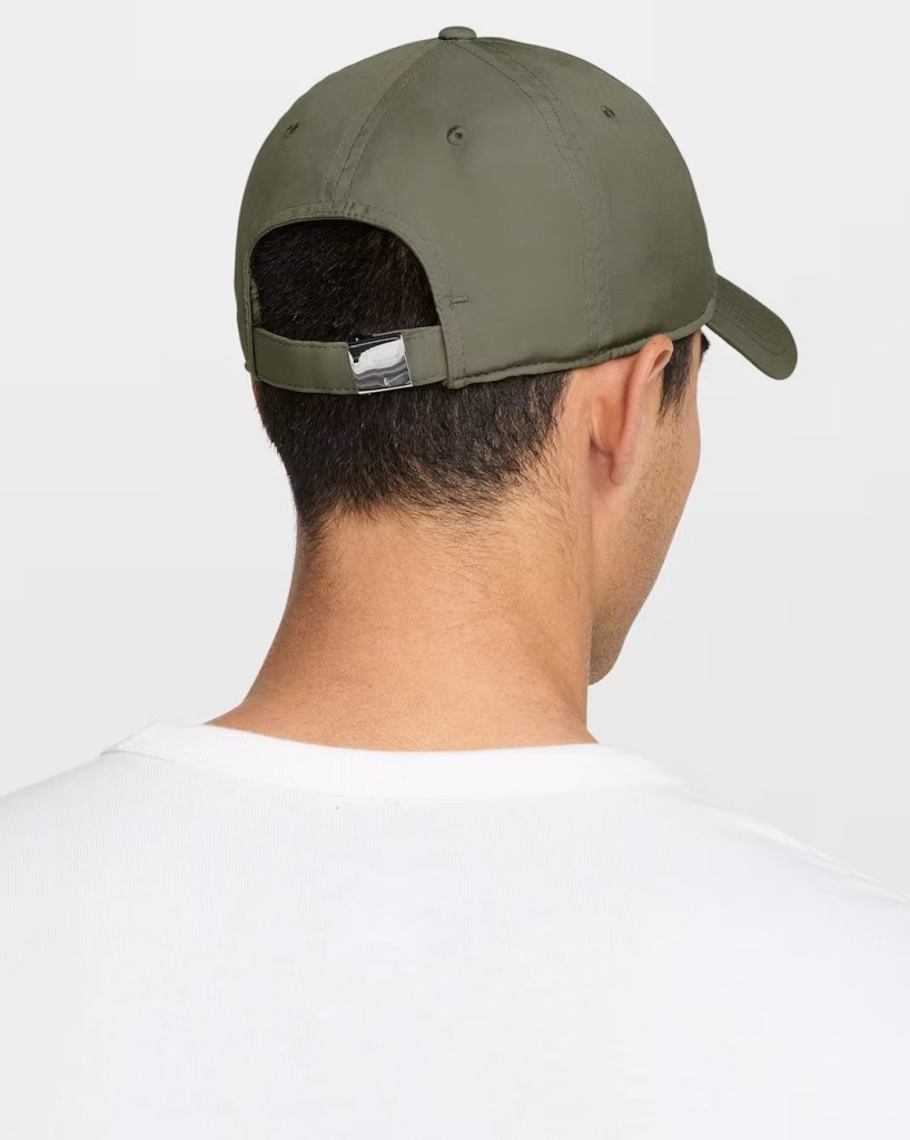 Nike Dri-FIT Club FB5372-222 Yumuşak Metal Swoosh Şapka - Medium Olive