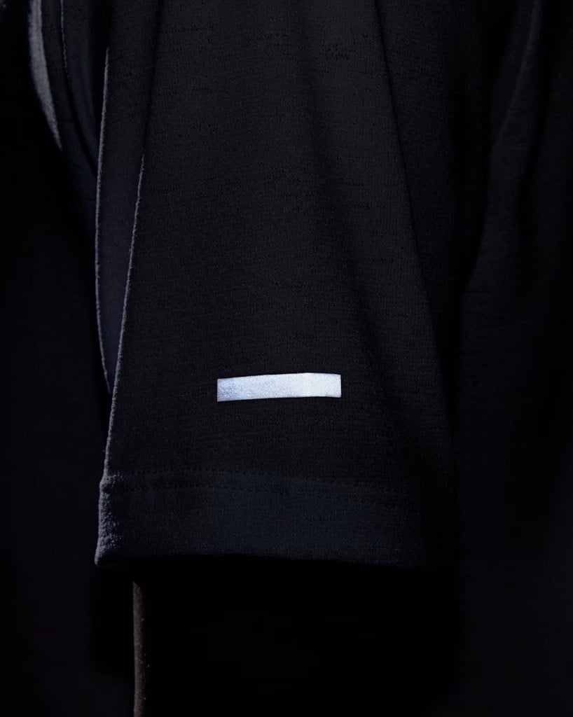 Nike Dri-FIT Miler DD3055-100 Büyük Çocuk (Erkek) Tişört - Beyaz