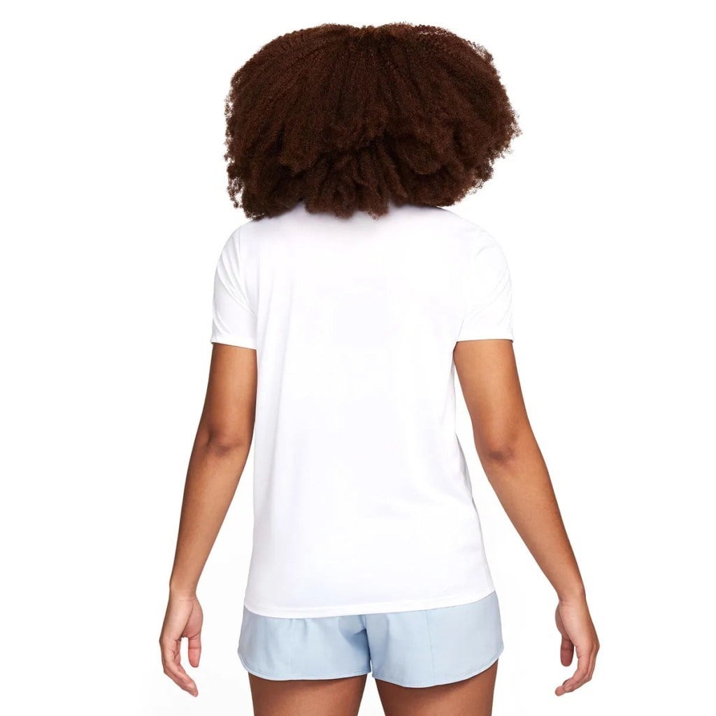 Nike Dri-FIT Tee Legend Kadın Tişört - Beyaz FQ4975-100