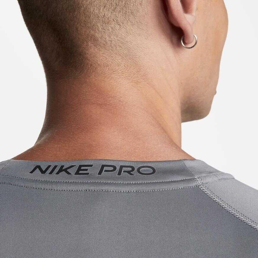 NIKE FB7932-084 Dri-FIT Erkek Gri Spor Tişört