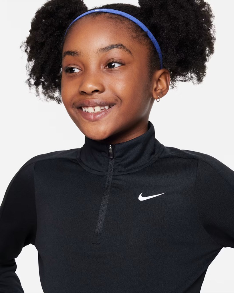 Nike FD2853-010 Dri-FIT Uzun Kollu Çeyrek Fermuarlı Kız Çocuk Üstü - Siyah