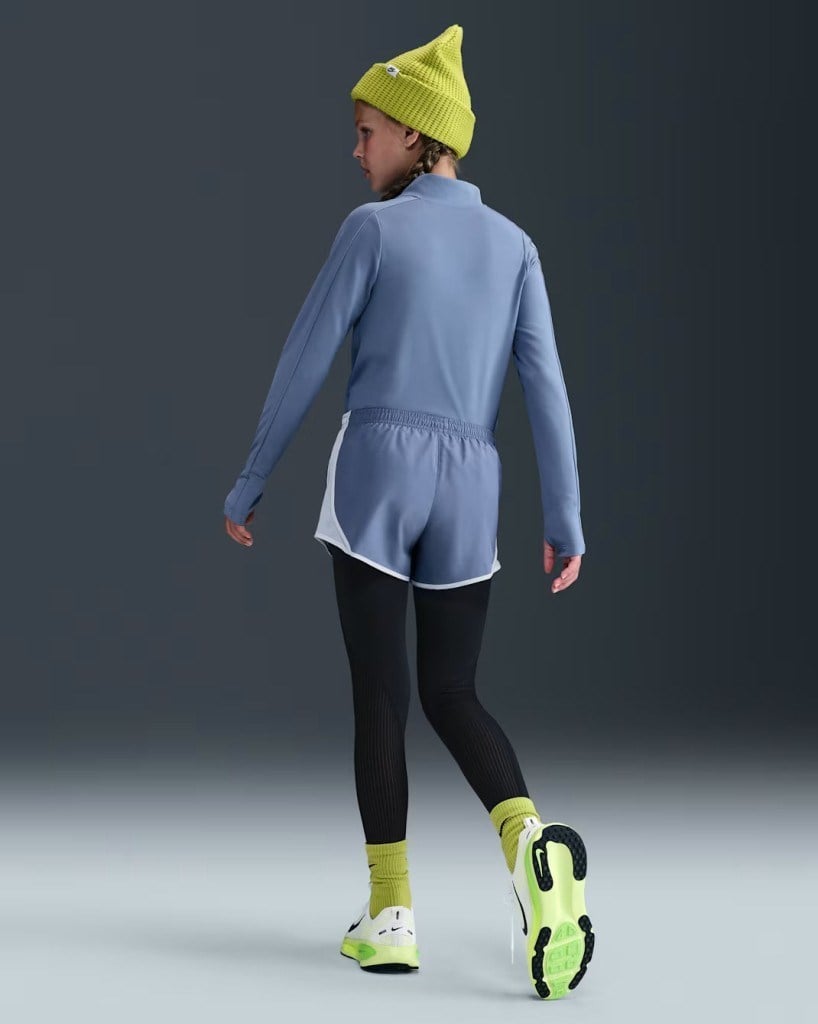 Nike FD2853-499 Dri-FIT Uzun Kollu Çeyrek Fermuarlı Kız Çocuk Üstü - Lila