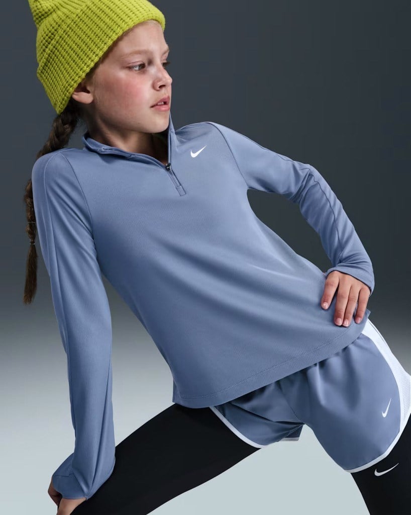 Nike FD2853-499 Dri-FIT Uzun Kollu Çeyrek Fermuarlı Kız Çocuk Üstü - Lila