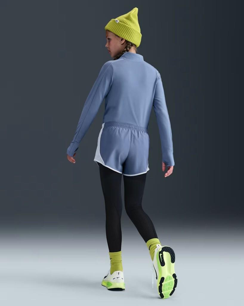 Nike FD2853-499 Dri-FIT Uzun Kollu Çeyrek Fermuarlı Kız Çocuk Üstü - Lila