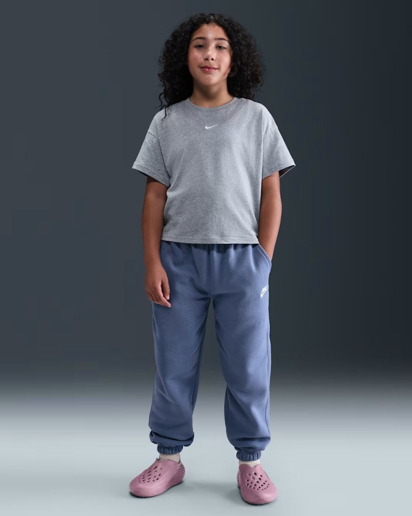 Nike FD2933-499 Sportswear Club Fleece Bol Kesimli Genç Çocuk Eşofman Altı - Lila