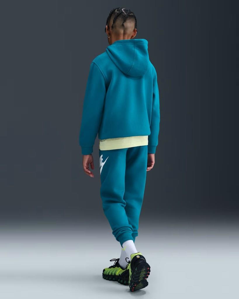 Nike FD2995-301 Club Fleece Büyük Çocuk Jogger Pantolon - Yeşil