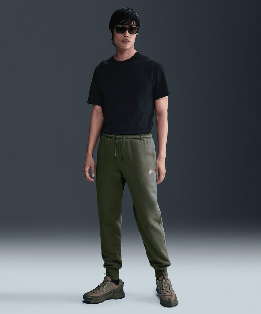 Nike FN3787-222 Club Fleece Erkek Jogger Pantolon - Yeşil