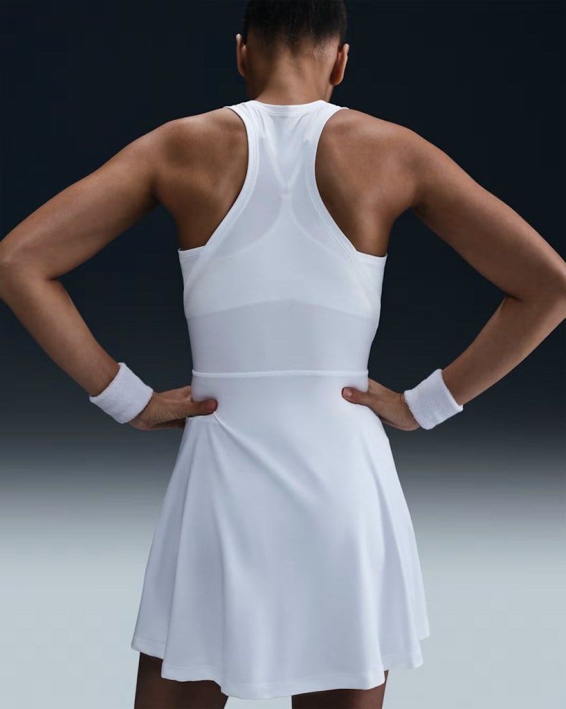 Nike FQ1780-100 Victory Dri-FIT Kadın Tenis Elbisesi - Beyaz