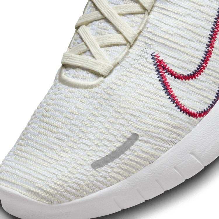 Nike Free Run Flyknit Next Nature Erkek Yol Koşu Ayakkabısı FB1276-100