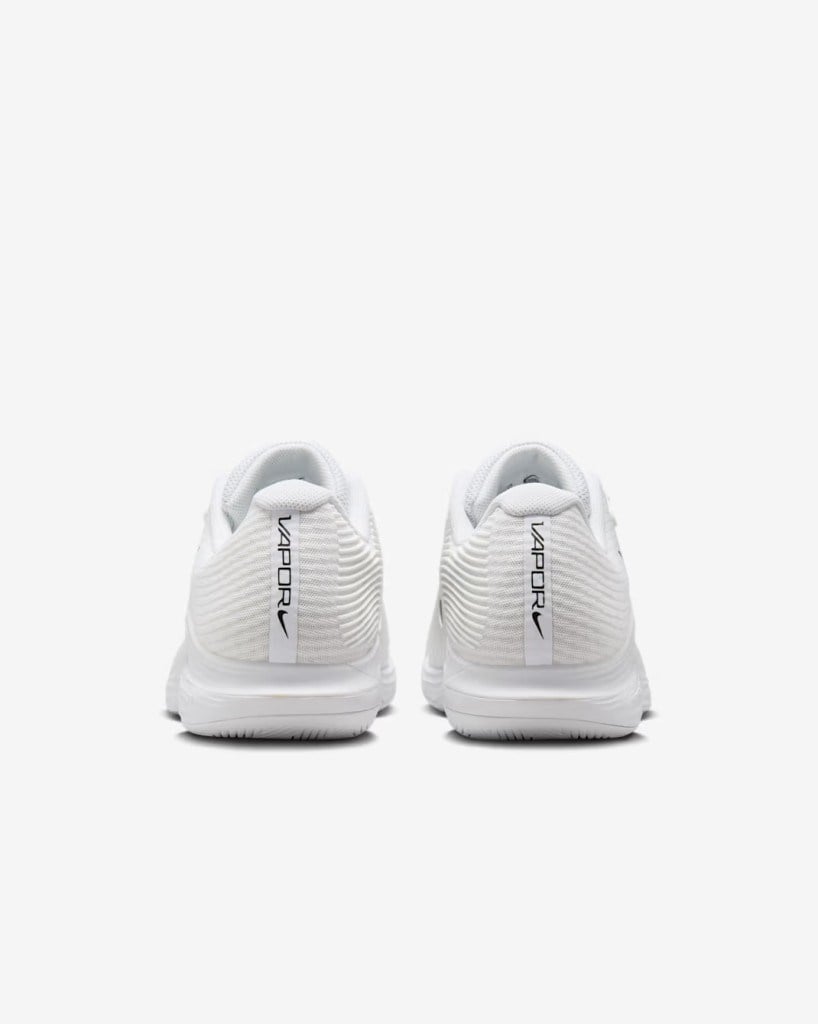 Nike FV5552-101 Vapor 12 Sert Kort Erkek Tenis Ayakkabısı - Beyaz