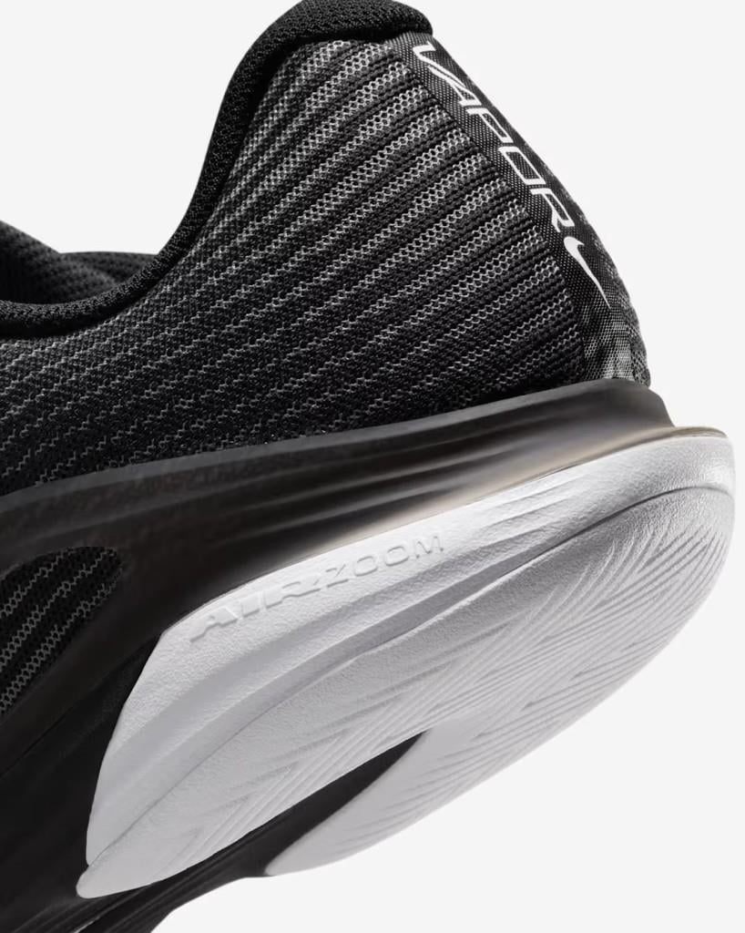 NIKE FV5554-001 W ZOOM VAPOR 12 Kadın Siyah Sert Kort Tenis Ayakkabı