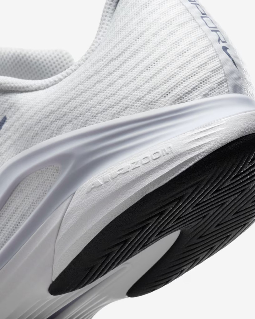 Nike FV5554-102 Vapor 12 Sert Kort Kadın Tenis Ayakkabısı - Beyaz