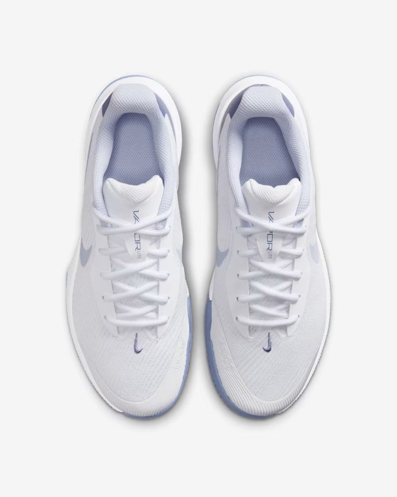 Nike FZ2156-102 Vapor Lite 3 Sert Kort Kadın Tenis Ayakkabısı - Beyaz