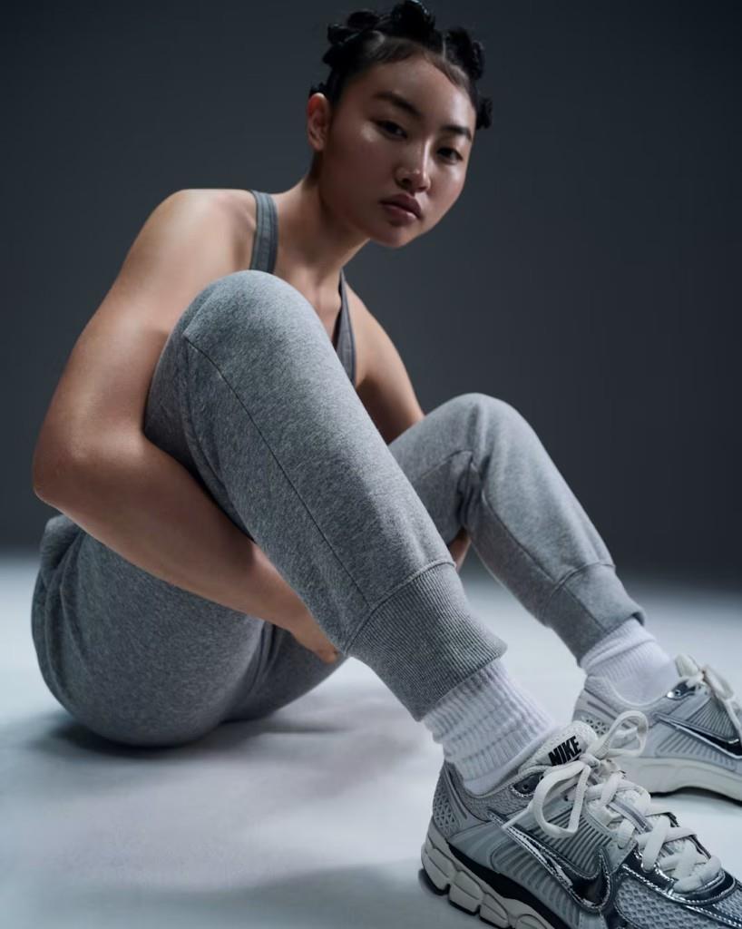 Nike FZ7626-063 Sportswear Phoenix Fleece Normal Belli Kadın Eşofman Altı - Gri