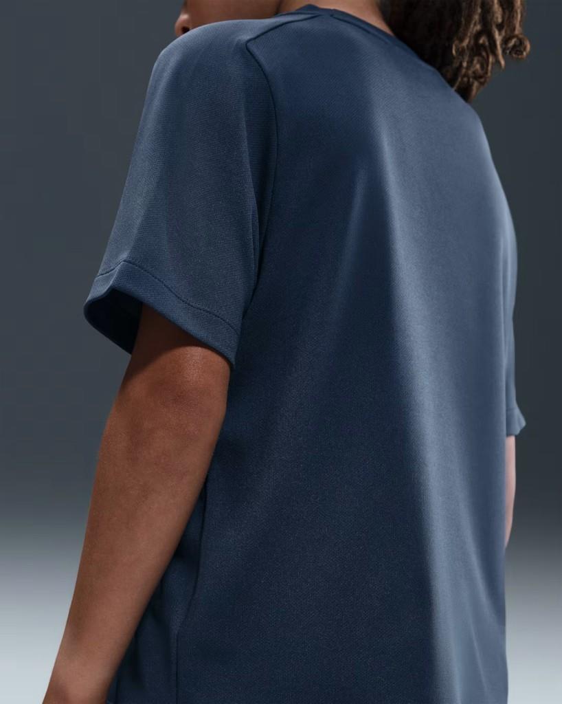 Nike HF8100-410 Dri-FIT Çocuk Kısa Kollu Tişört - Lacivert