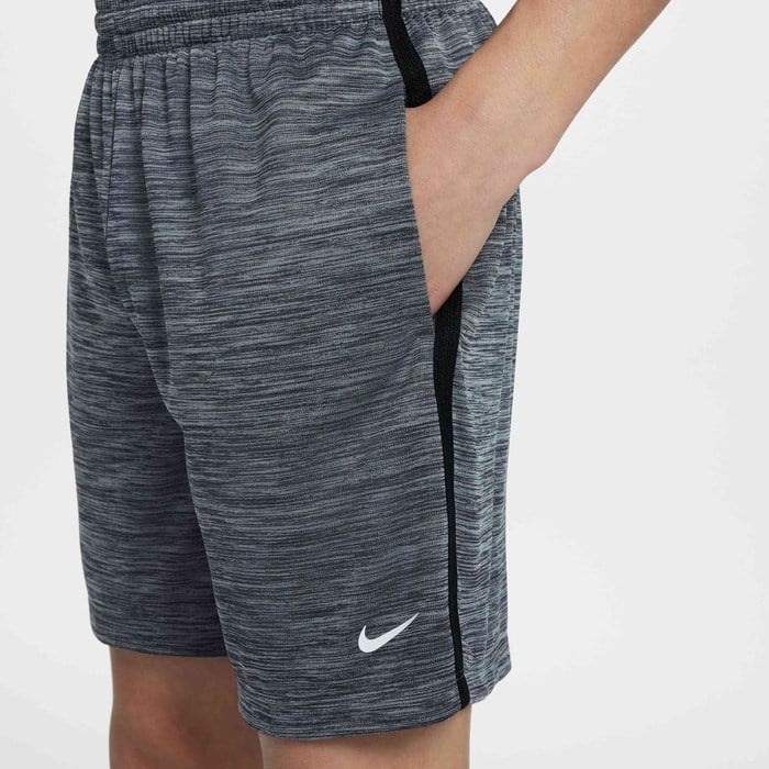 Nike HF9006-011 Dri-FIT Genç Çocuk (Erkek) Şortu - Gri
