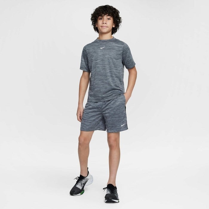 Nike HF9006-011 Dri-FIT Genç Çocuk (Erkek) Şortu - Gri