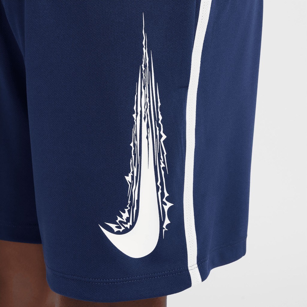 Nike HF9121-410 Dri-FIT Genç Çocuk (Erkek) Şortu - Lacivert