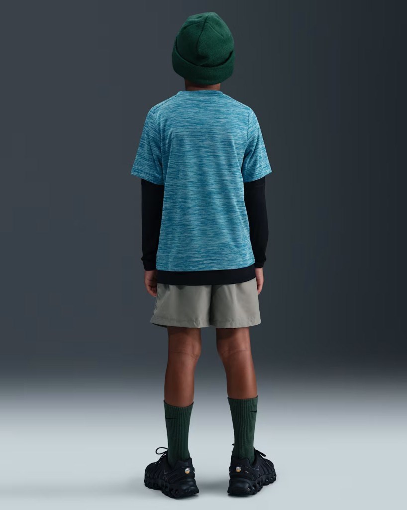 Nike HJ3771-301 Dri-FIT Kısa Kollu Genç Çocuk Tişört - Mavi