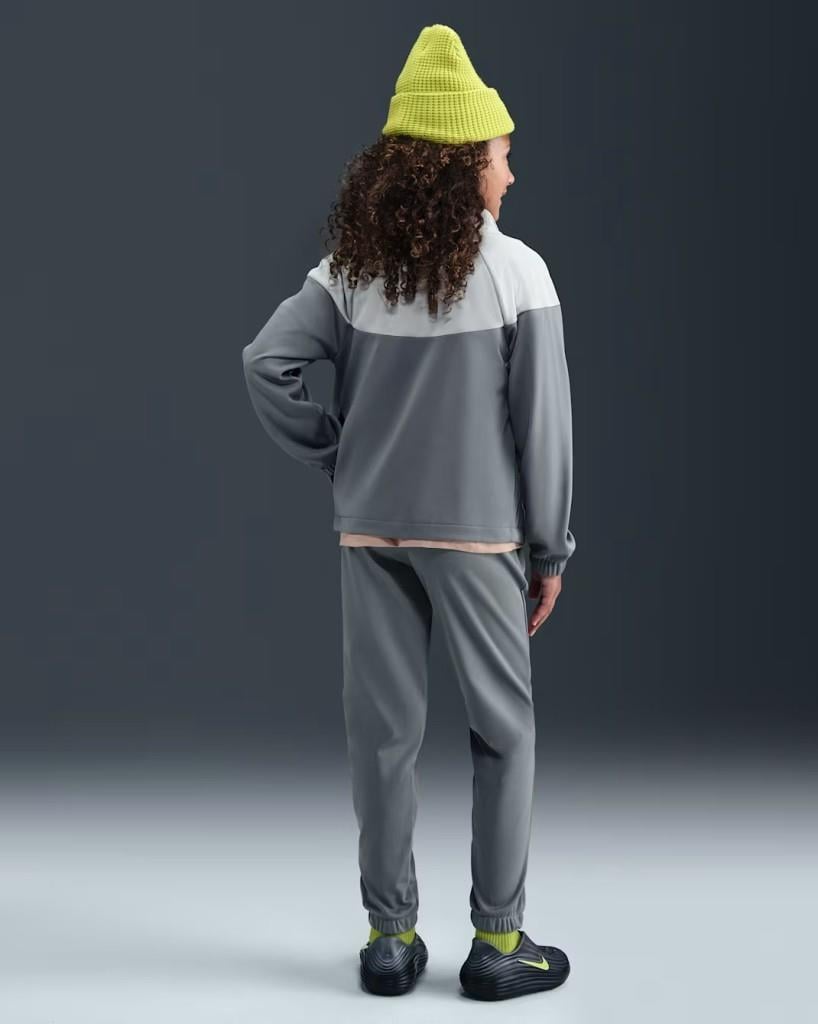 Nike HQ9315-084 Sportswear Dri-FIT Genç Çocuk Eşofman Takımı - Gri